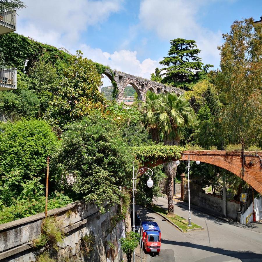 Casa Vacanze Archi Medievali Villa Salerno Exterior foto